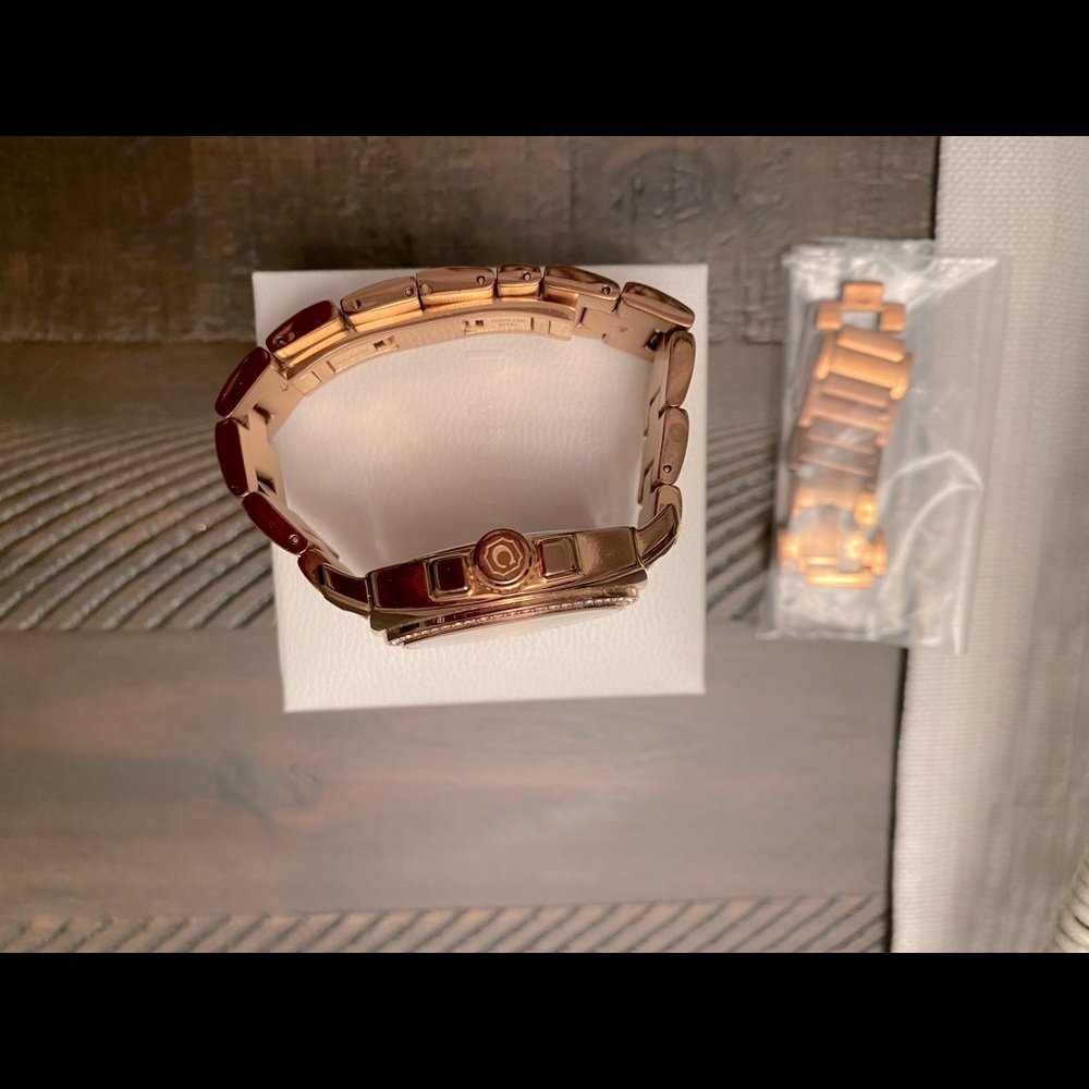 Coach Women's Boyfriend Crystal Bezel Logo Dial Rose Gold Toned Wrist Watch - Picture 6 of 6
